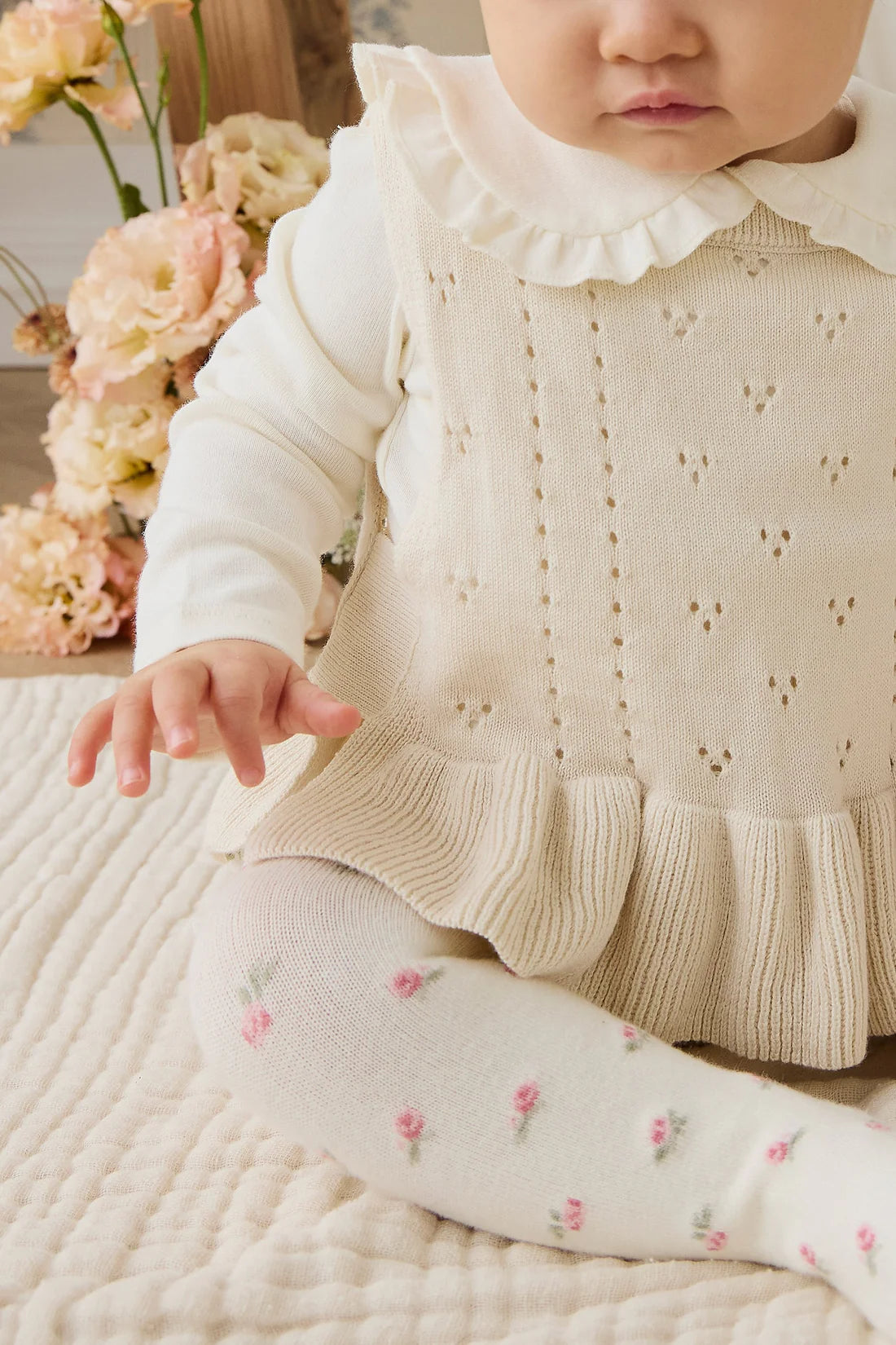 Floral baby and kids tights at Tajoh and gg