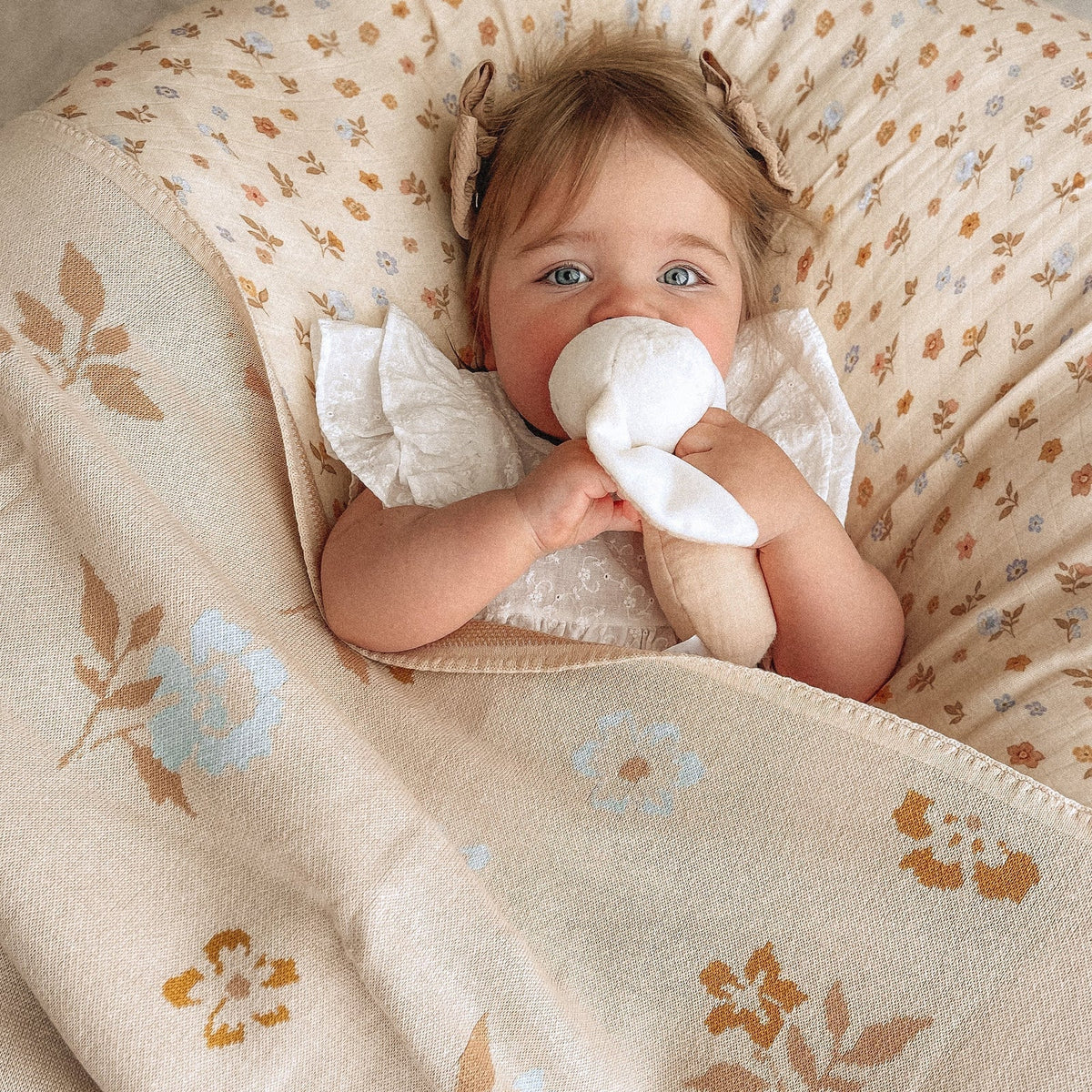 Gender neutral baby blanket at Tajoh and gg