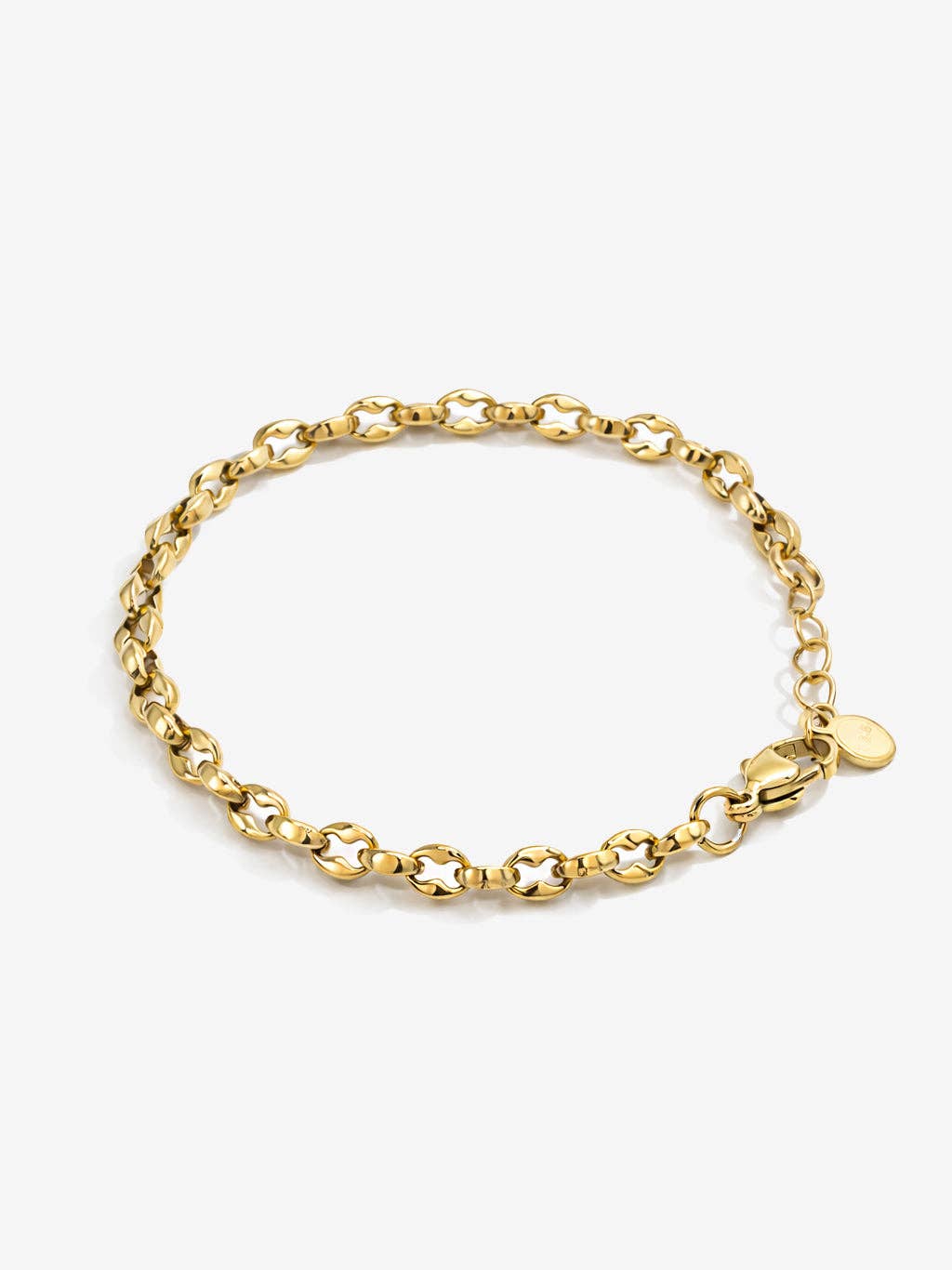 Gold plated bracelet at Tajoh & GG