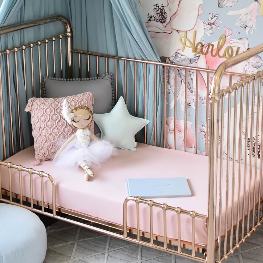 Lullaby Pink Fitted Cot Sheet – Tajoh & GG